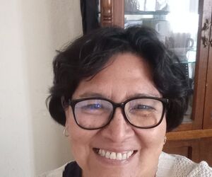 Gloria Flores