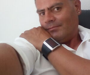 Erik Azael Bae