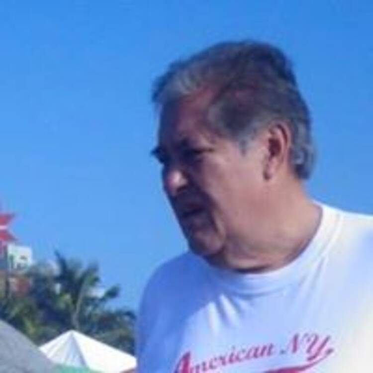 Foto de perfil de Cesareo Humberto Luna Larrinaga